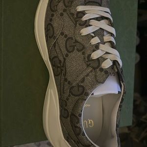 Gucci Sneakers